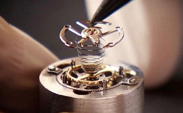 浪琴表带打孔服务（免费）-浪琴手表中心维修点查询