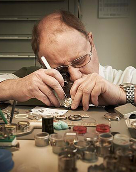 弗雷德·里克-广州浪琴维修售后服务中心制表师